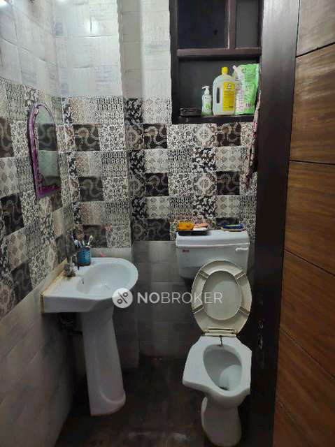 2 BHK Flat In Standalone Building    For Sale  In  Vasundhara