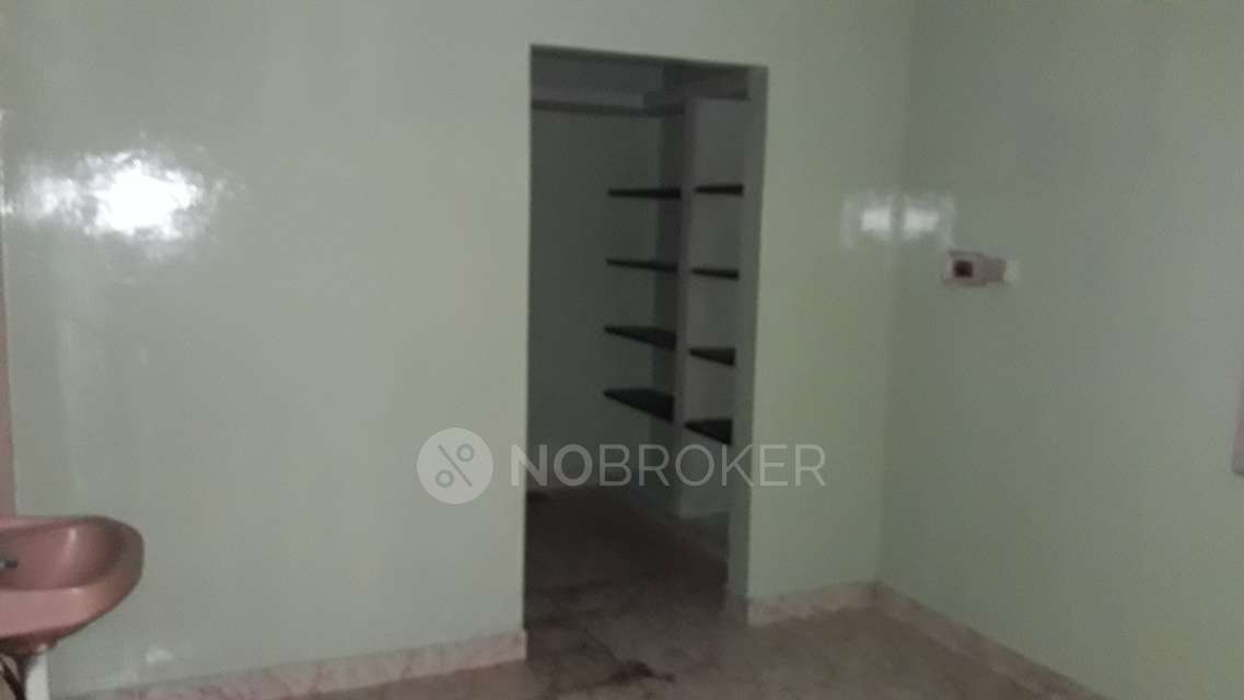 2 BHK Flat In Sri Balaji Flats For Sale In Thiruvalluvar Street