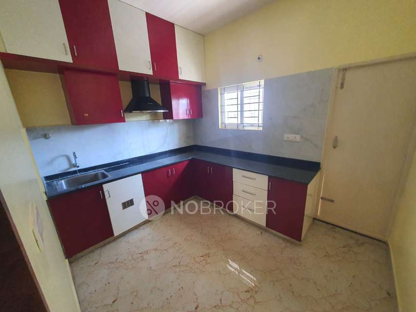 4+ BHK Flat For Sale  In Aecs Layout, Singasandra