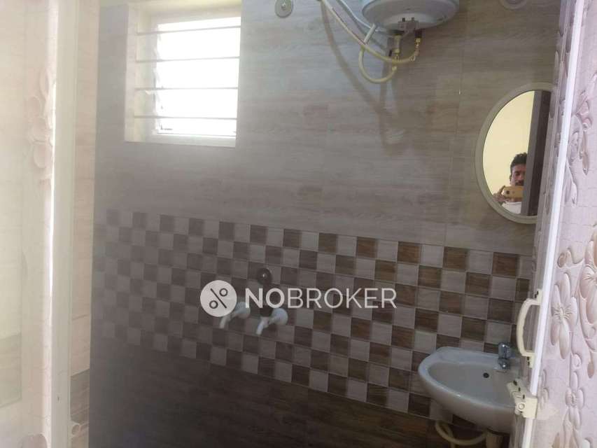 4+ BHK Flat For Sale  In Aecs Layout, Singasandra