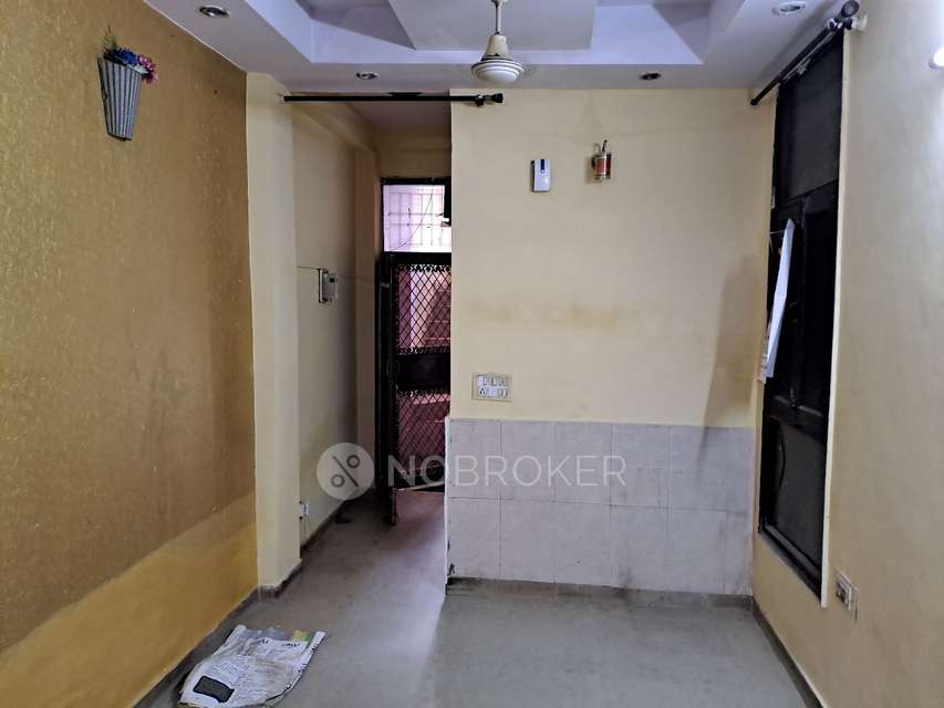 1 BHK Flat In Standalone Building  for Rent  In Pratap Vihar