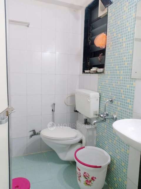 2 BHK Flat In Manisha Purti Chs For Sale  In Goregaon West