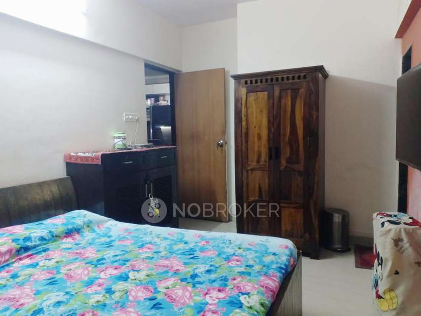 2 BHK Flat In Manisha Purti Chs For Sale  In Goregaon West