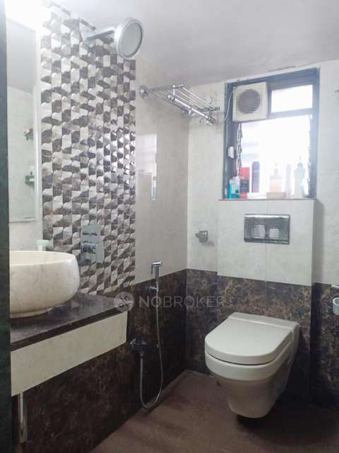 2 BHK Flat In Manisha Purti Chs For Sale  In Goregaon West