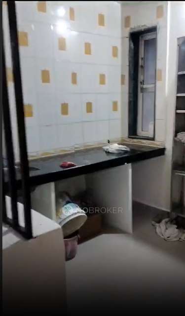 Single Room for Female In 2 BHK  In Guruprasad Complex Rasta Peth In Guru Prasad Complex