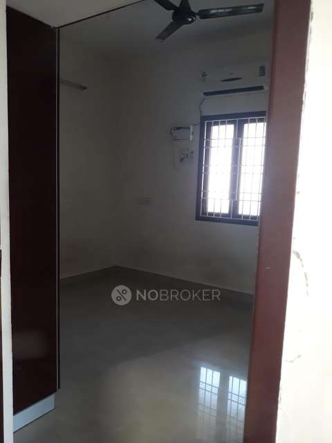 2 BHK Flat In Sabari Delax Apartment  For Sale  In Kattankulathur