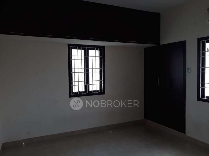 2 BHK Flat In Sabari Delax Apartment  For Sale  In Kattankulathur