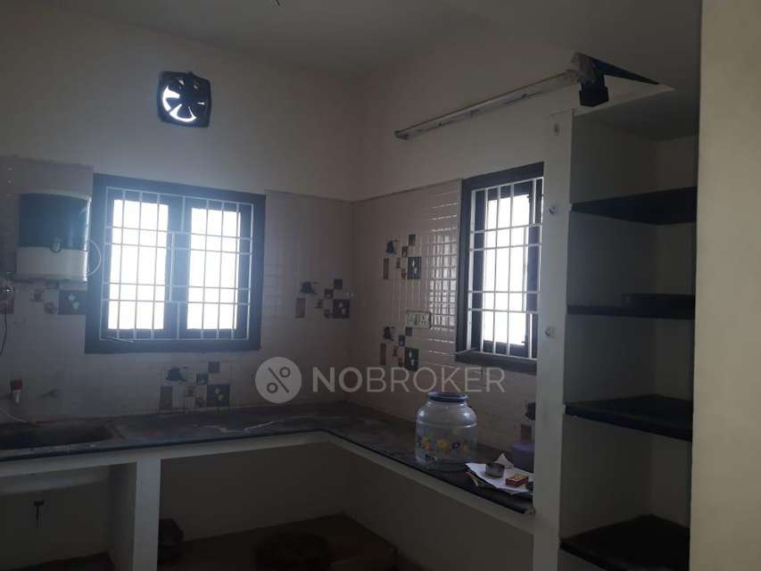 2 BHK Flat In Sabari Delax Apartment  For Sale  In Kattankulathur
