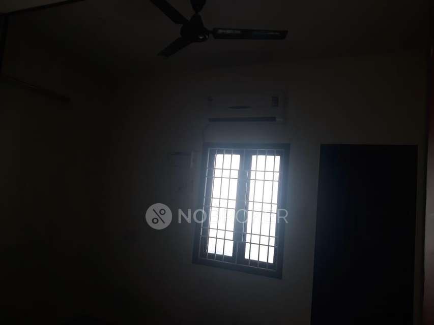 2 BHK Flat In Sabari Delax Apartment  For Sale  In Kattankulathur