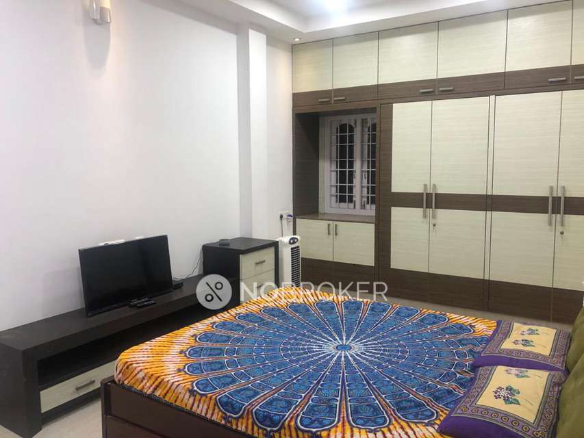 4 BHK Flat In Radha Krishnan Apartment  for Rent  In Valasaravakkam