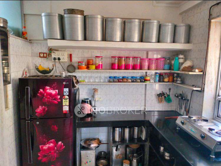 1 BHK Flat In Om Parag Milan For Sale  In Mulund East