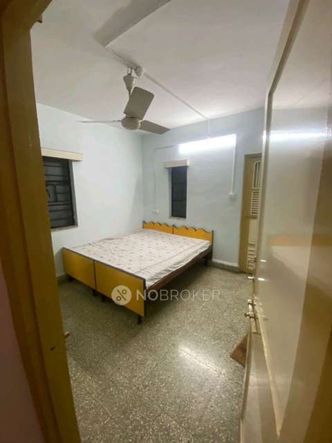 2 BHK Flat In Ganatra Complex for Rent  In Market Yard, Gultekadi