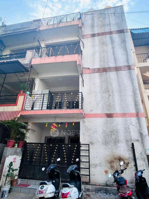 4+ BHK House For Sale  In  Rahatani