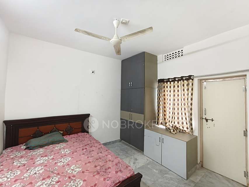 2 BHK Flat In Shivani Apartments For Sale  In Malkajgiri