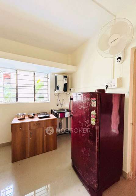 PG for Girls in Karve Nagar