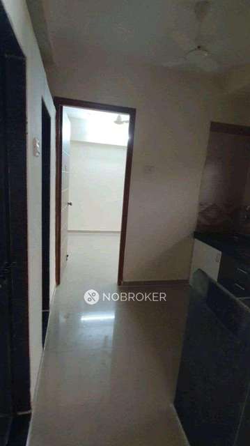 1 BHK Flat In Parasnath Nagari Building 5 For Sale  In Naigaon East