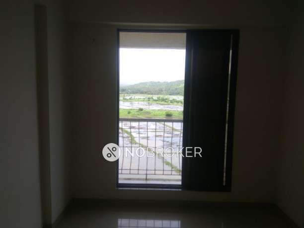 1 BHK Flat In Parasnath Nagari Building 5 For Sale  In Naigaon East