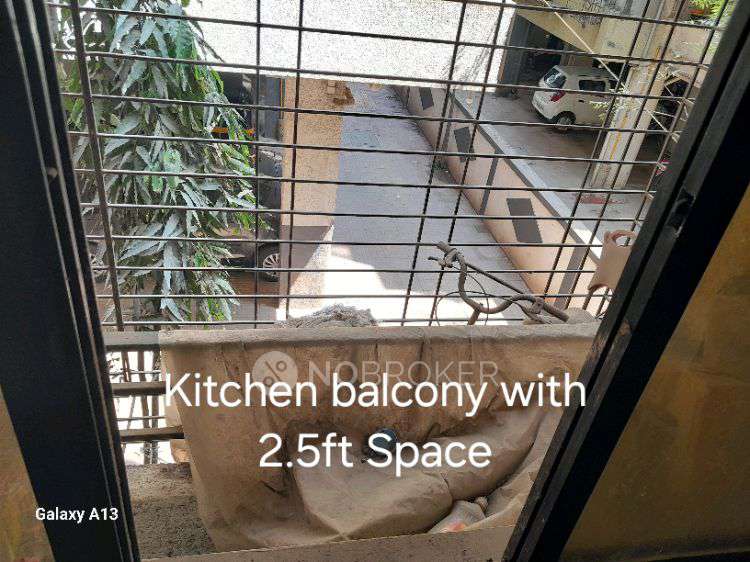 1 BHK Flat In Harikrupa Chs ,plot No 68 , Sector 20...immediate Sale For Sale  In Ulwe