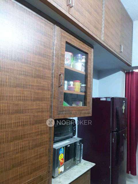 3 BHK Flat In Sai Lakshmi Nivas For Sale  In Selaiyur