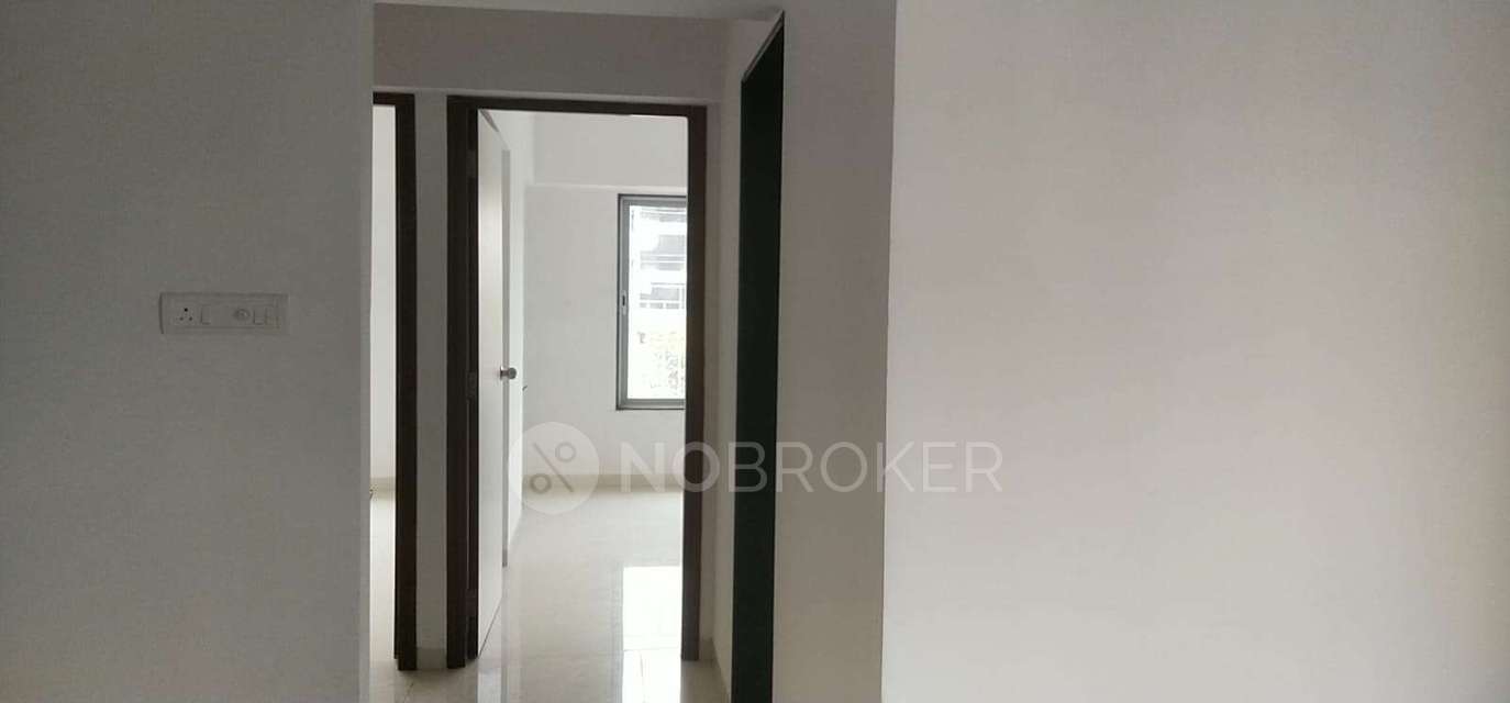 2 BHK Flat In Omkar Chs Ltd. For Sale  In Mulund East