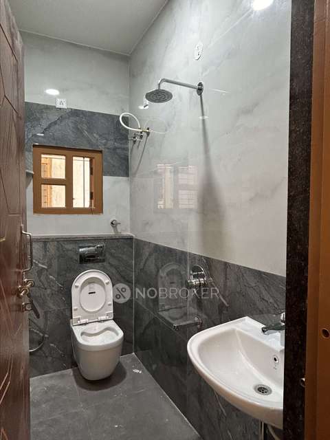 4+ BHK House For Sale  In Ams Layout, Vidyaranyapura