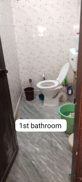 1 BHK Flat In Builder Floor For Sale  In Shahdara