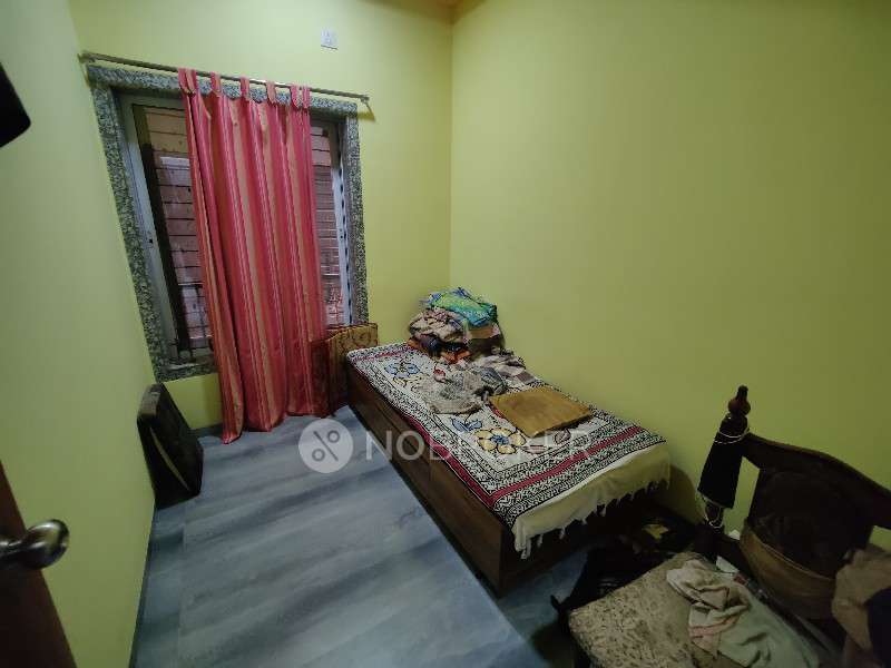 2 BHK Flat In Manas Villa For Sale  In Malad West