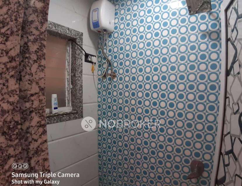 2 BHK Flat In Manas Villa For Sale  In Malad West