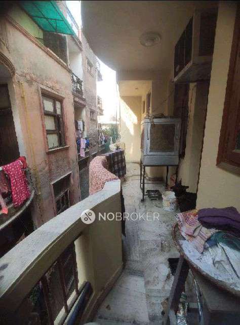 2 BHK Flat For Sale  In Govindpuri