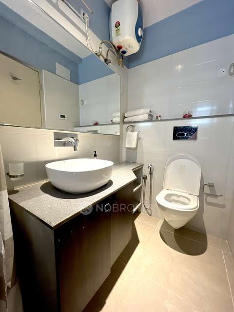 2 BHK Flat In Soundarya Aparment For Sale  In Kadugondanahalli