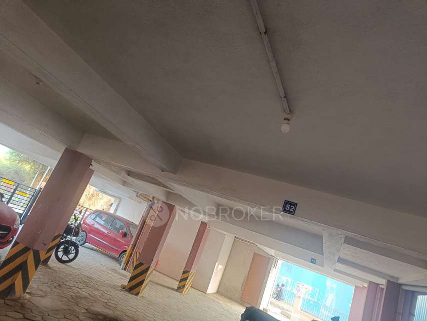 2 BHK Flat In Mahaveer Helios Apartment For Sale  In Nanmangalam 