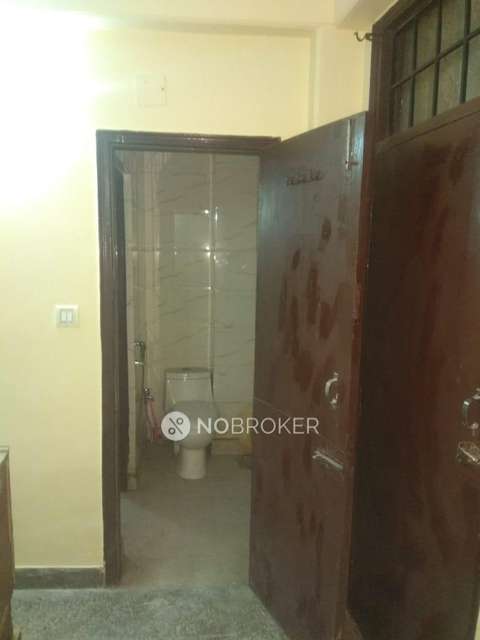 2 BHK Flat In Noor Nagar, Jamia Nagar, Okhla, For Sale  In Okhla