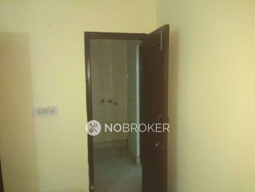 2 BHK Flat In Noor Nagar, Jamia Nagar, Okhla, For Sale  In Okhla