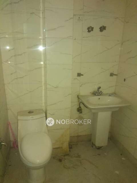 2 BHK Flat In Noor Nagar, Jamia Nagar, Okhla, For Sale  In Okhla