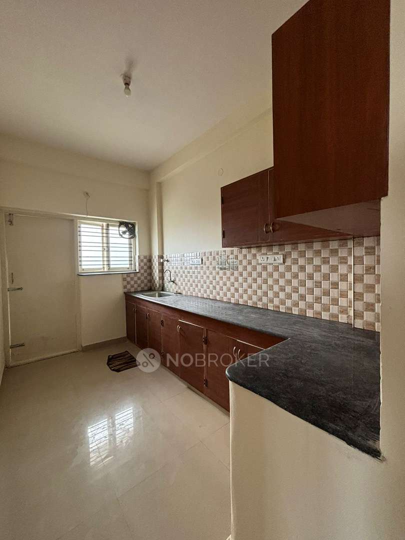 Independent House hennur Rent WITHOUT BROKERAGE Semifurnished 3 BHK