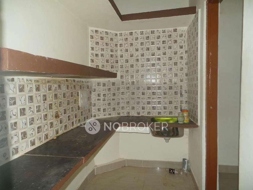 4+ BHK Flat For Sale  In Jalahalli