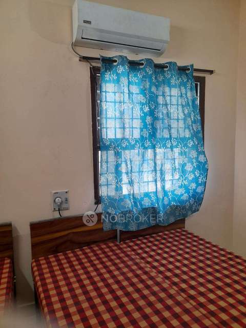 PG for Boys in Sholinganallur