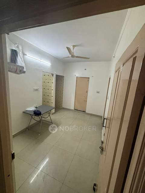 Single Room for Male In 2 BHK  In Binnipete, 