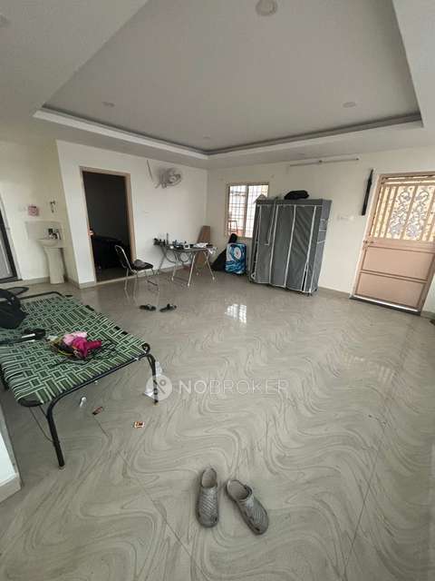 Single Room for Male In 2 BHK  In Binnipete, 