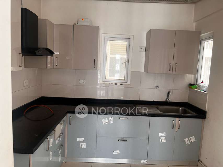 2 BHK Flat In Godrej Aqua for Rent  In Godrej Aqua Hosahalli