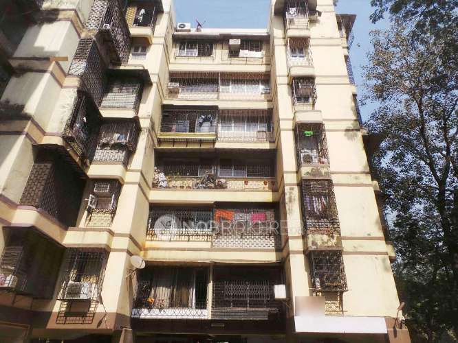 2 BHK Flat In Kalpak Estate For Sale  In Wadala East