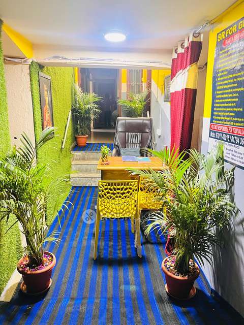 PG for Boys in Langford Gardens