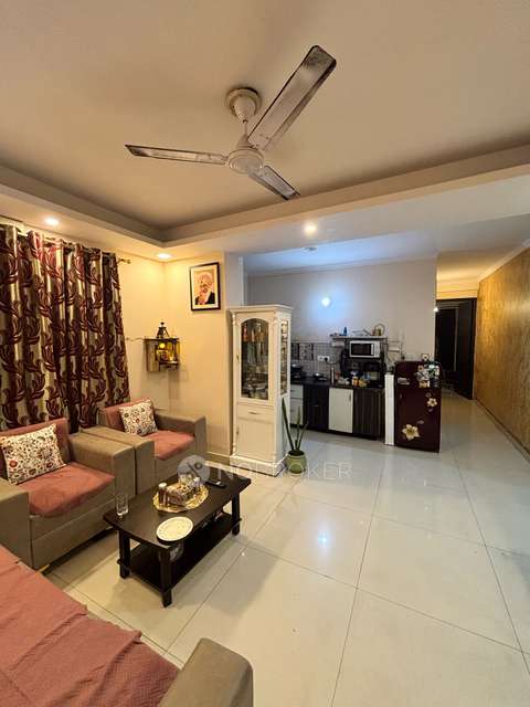 3 BHK Flat In Freedom Fighters Enclave For Sale  In Sainik Farm