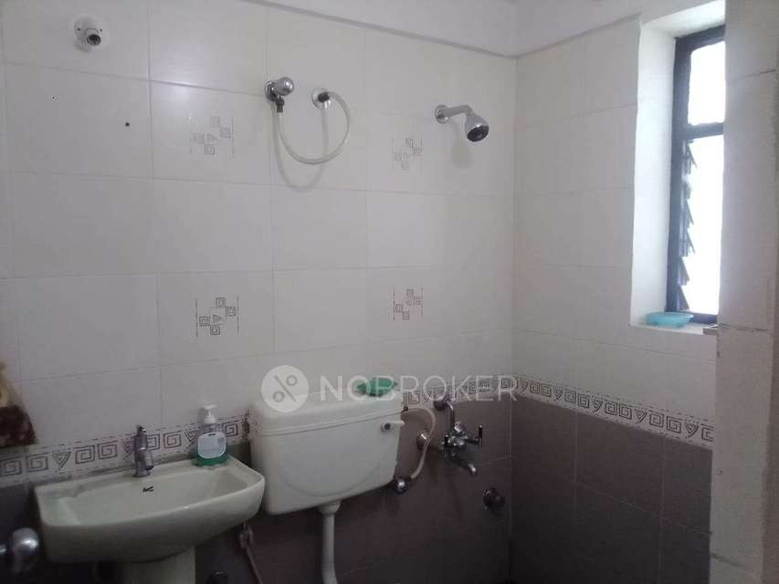 2 BHK Flat In Smr Vinay Crescent, Hennur For Sale  In Hebbal