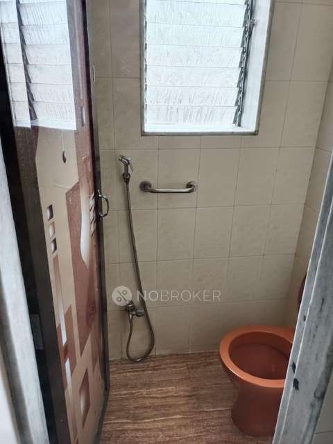 1 BHK Flat In Manohar Mahal Chs For Sale  In Mahim