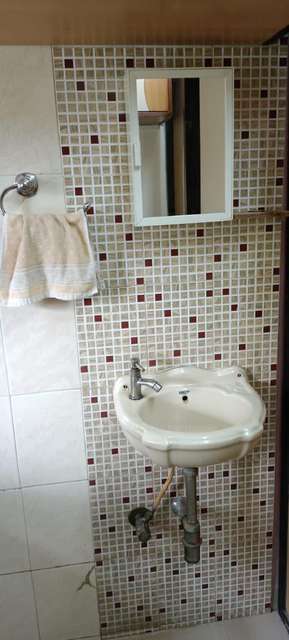 1 BHK Flat In Manohar Mahal Chs For Sale  In Mahim