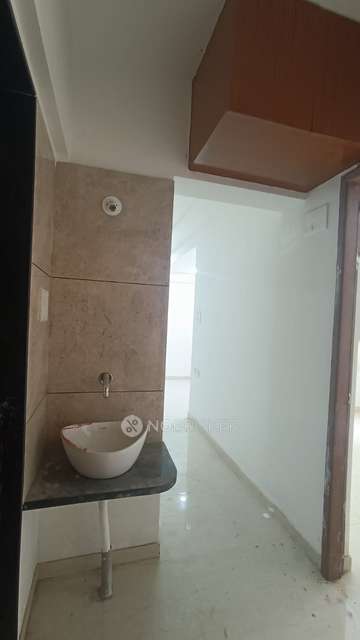 2 BHK Flat In Acron Park For Sale  In Tathawade