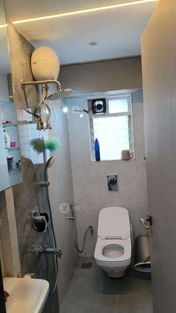 2 BHK Flat In The Baya Victoria For Sale  In Byculla West