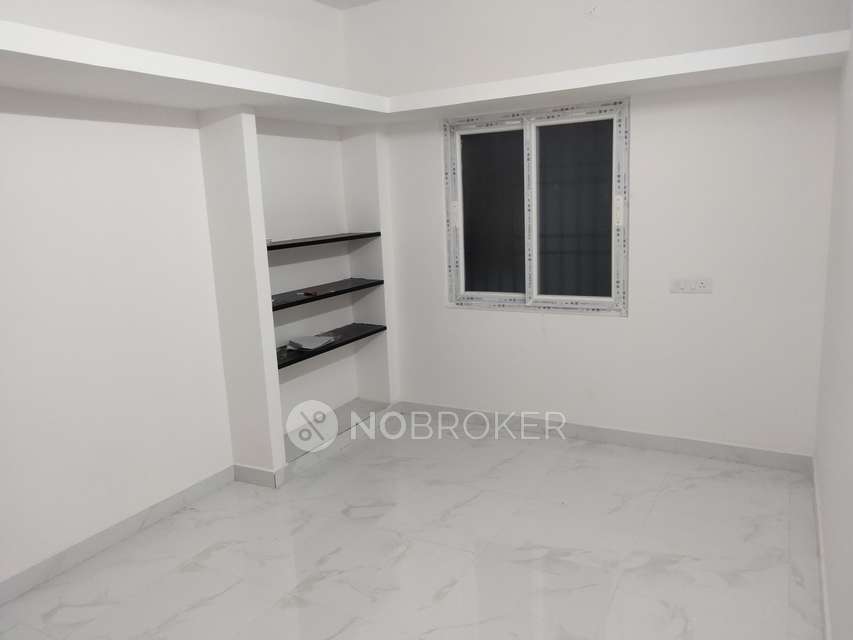 Single Room for Female In 1 BHK  In Madha Brand In Veerapandi Nagar