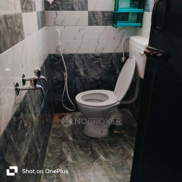 PG for Girls in Koyambedu